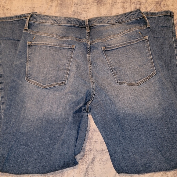 Jeans - Picture 2 of 3